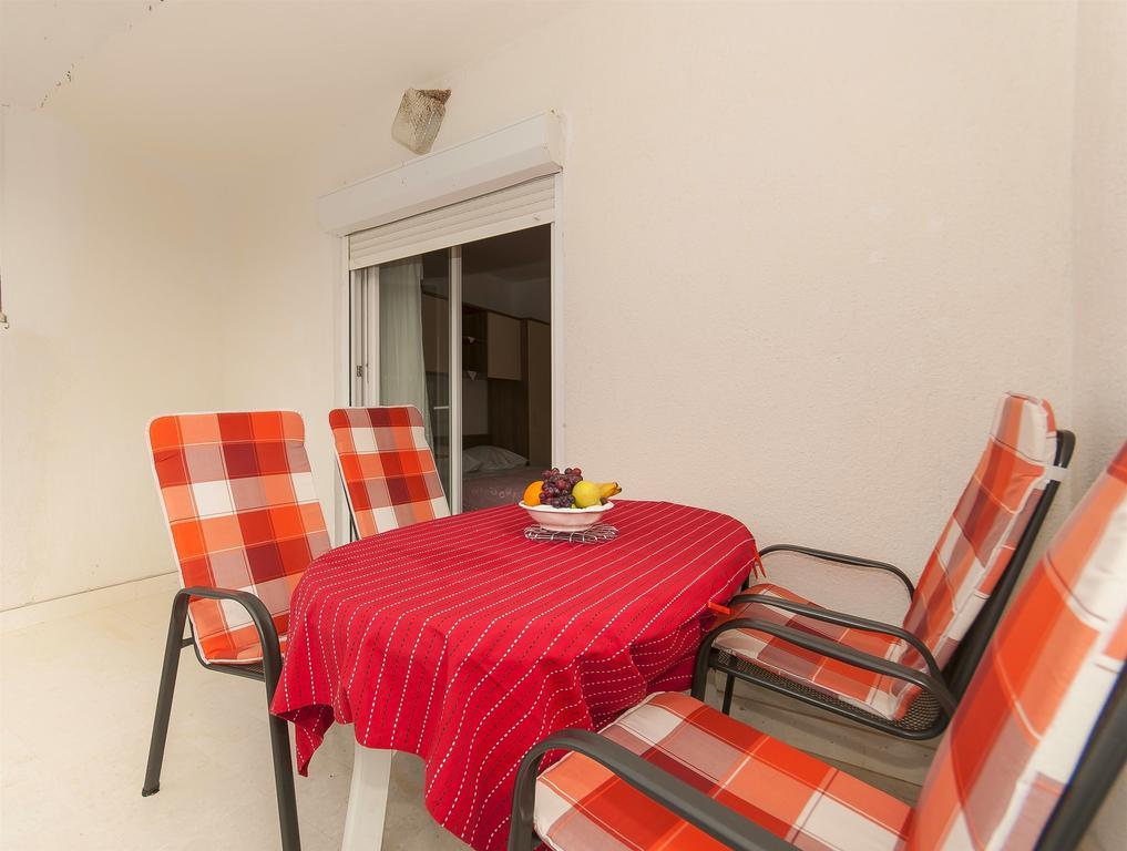 Apartments Luca ロゴズニッツァ エクステリア 写真