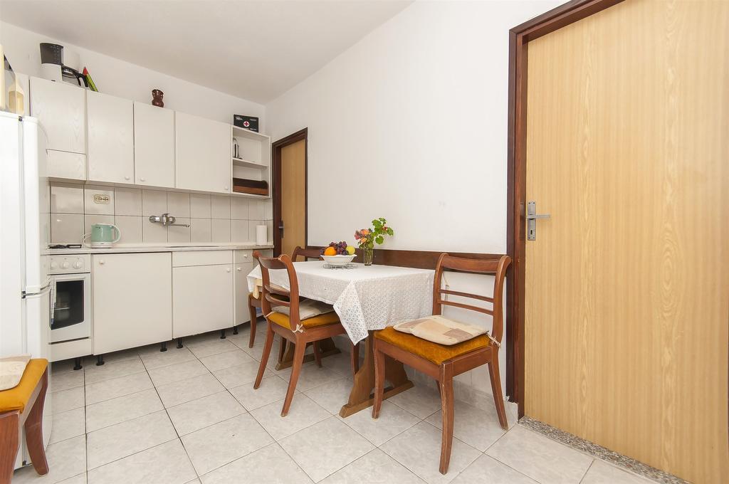 Apartments Luca ロゴズニッツァ エクステリア 写真