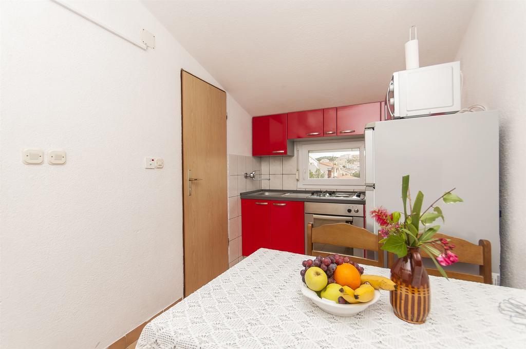 Apartments Luca ロゴズニッツァ エクステリア 写真