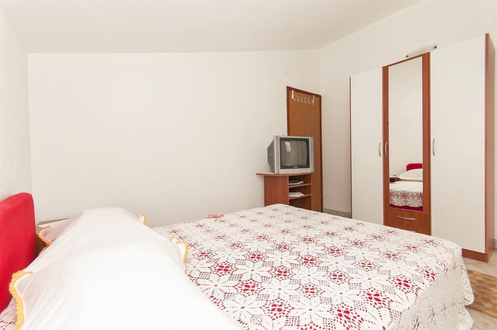 Apartments Luca ロゴズニッツァ エクステリア 写真